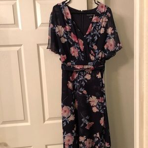 Jessica Howard faux-wrap dress